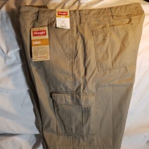 Wrangler Cargo Shorts Size 44